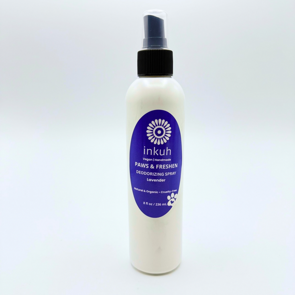 Bottle of Inkuh Paws & Freshen dog deodorizing mist – natural odor-eliminating spray with lavender and apple cider vinegar.
