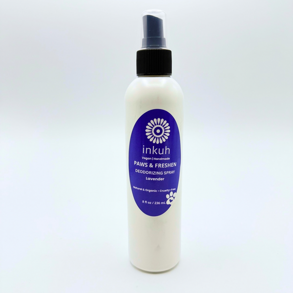 Bottle of Inkuh Paws & Freshen dog deodorizing mist – natural odor-eliminating spray with lavender and apple cider vinegar.